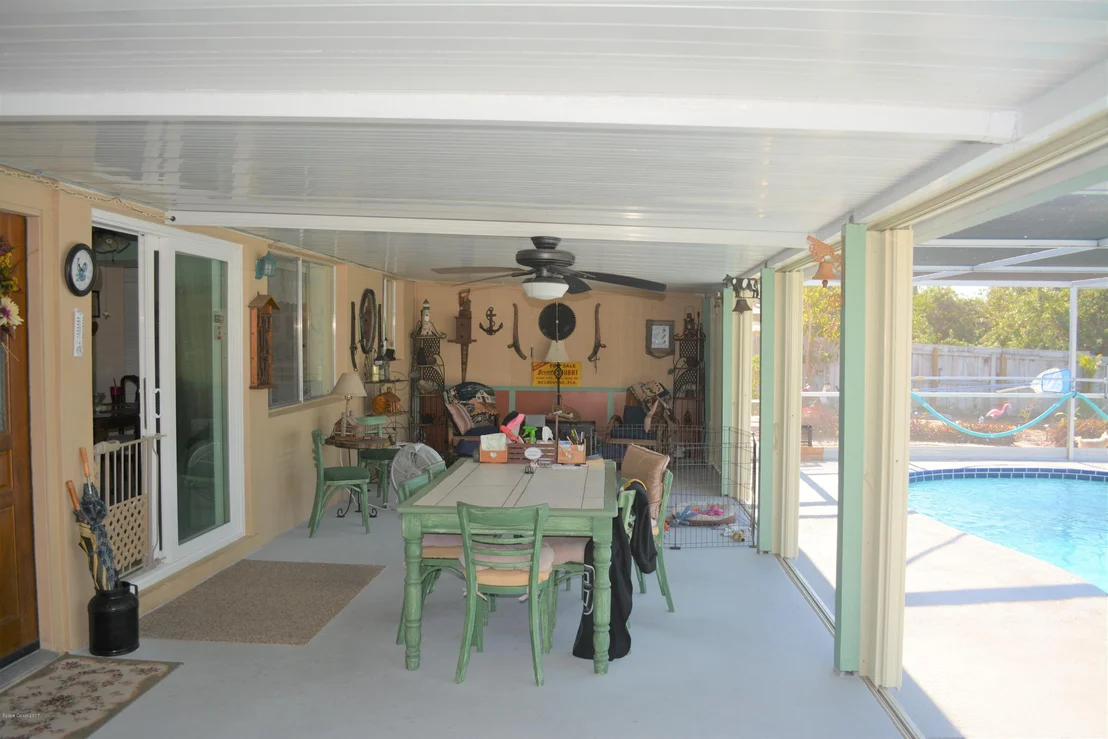 Photo of 960 Bacon Circle NE