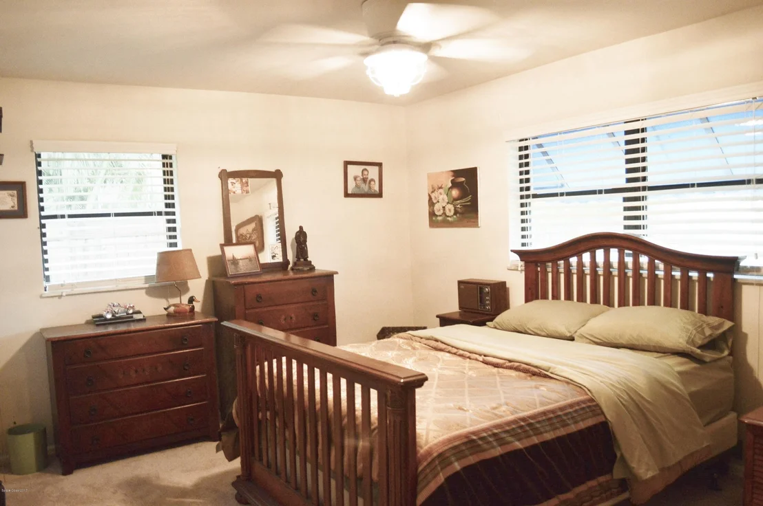 Photo of 341 W Exeter Street