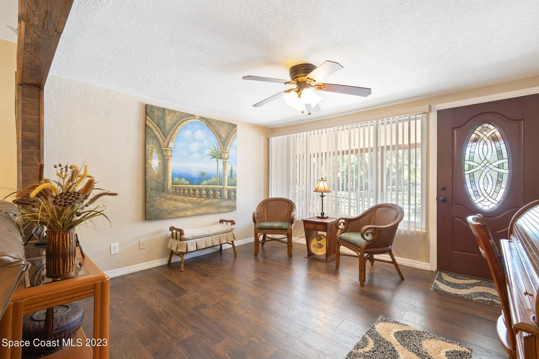 Photo of 2490 Lake Drive