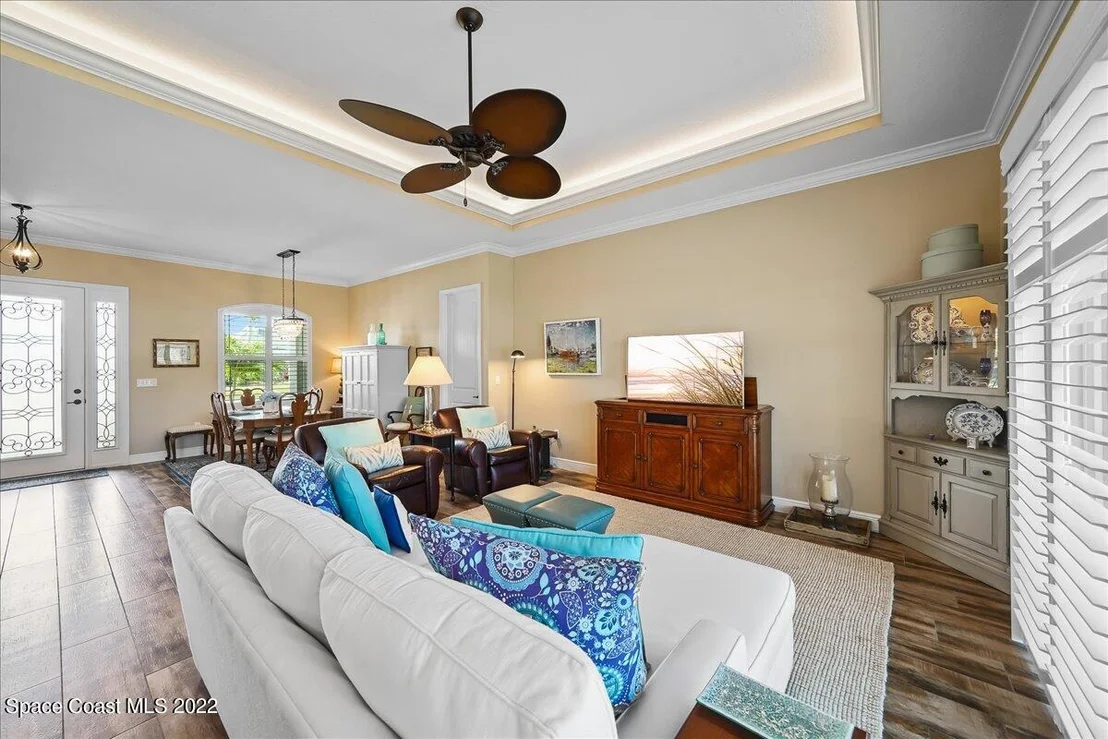 Photo of 352 Arrowhead Lane