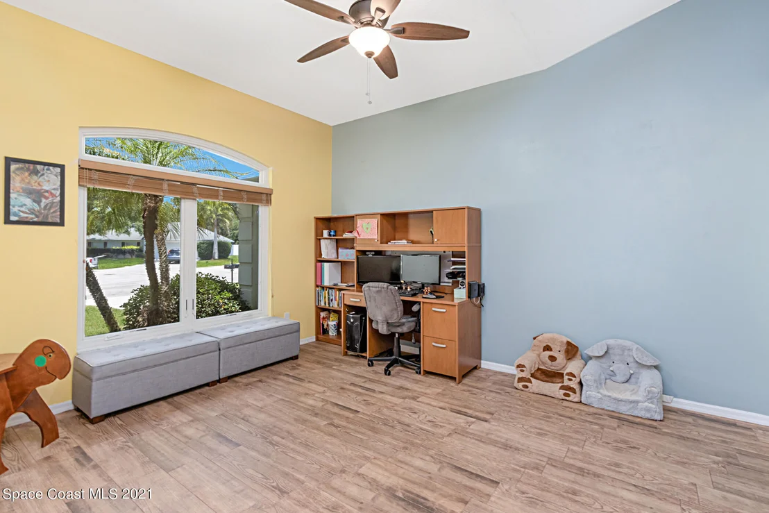 Photo of 915 Bryce Lane
