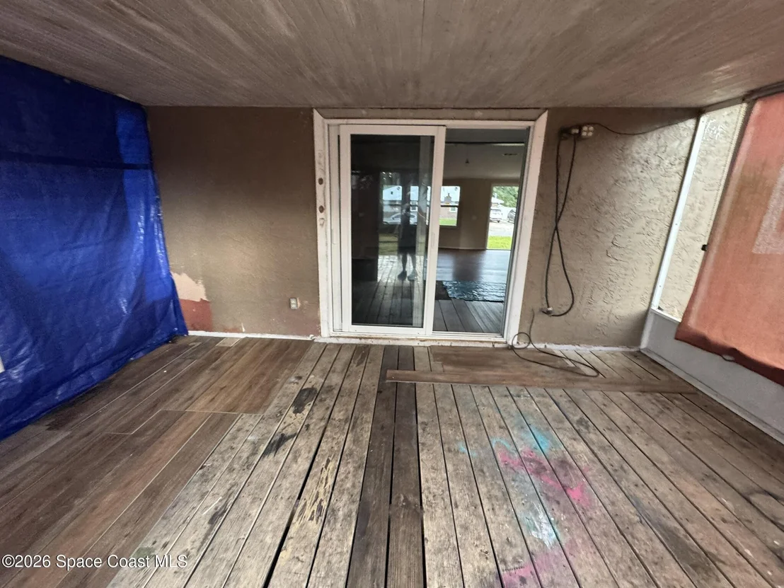 Photo of 7220 Pluto Avenue