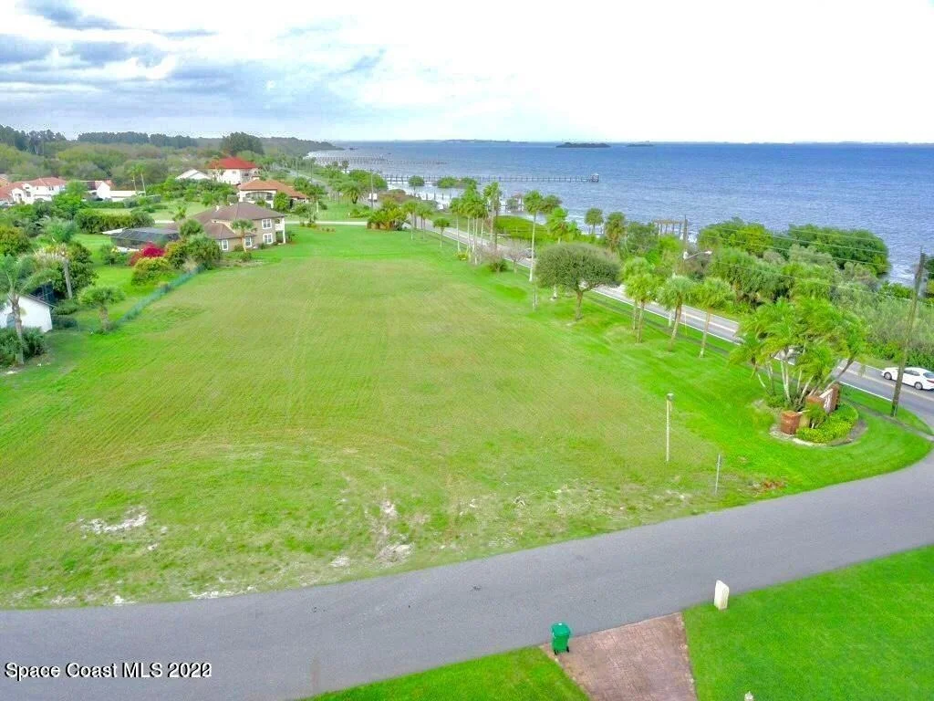 Photo of 295 Utopia Circle