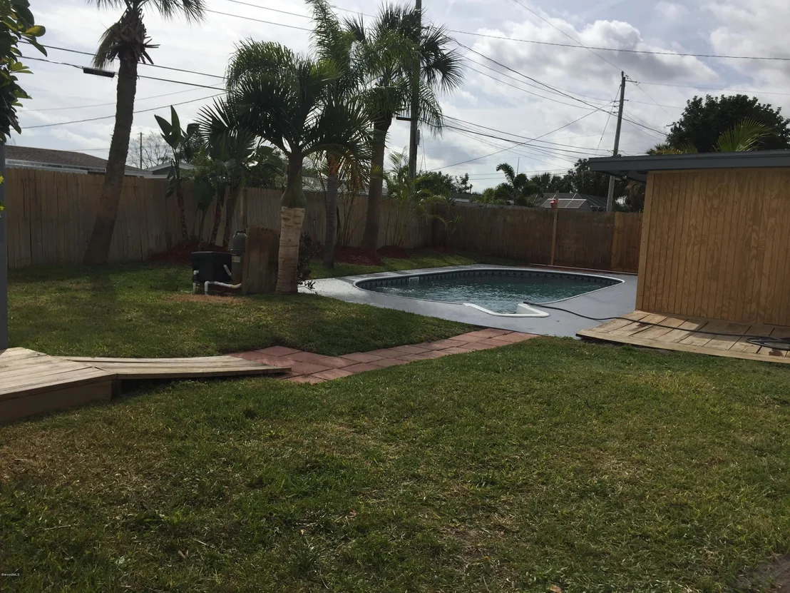 Photo of 1177 Bell Street