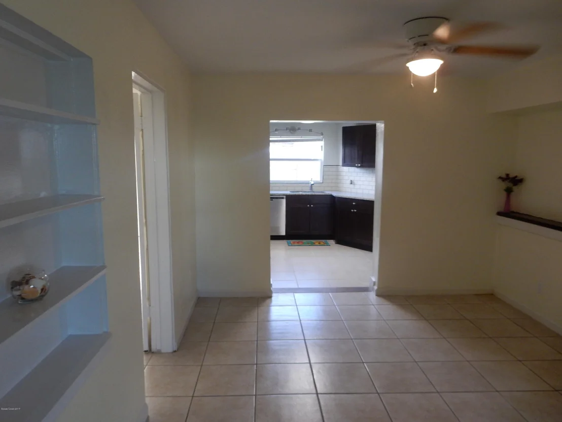 Photo of 404 Iris Lane