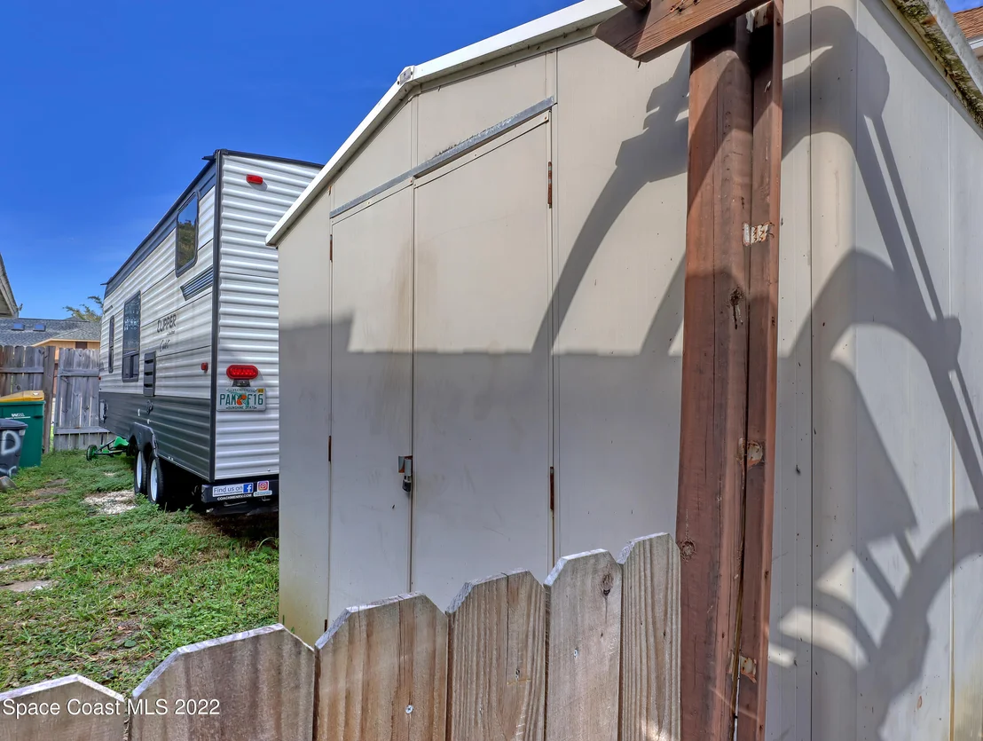 Photo of 1541 Clover Circle