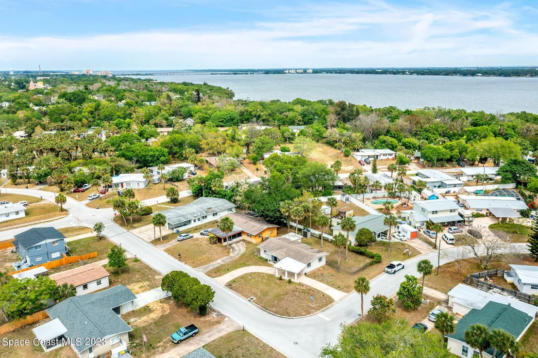 Photo of 46 Knollwood Drive