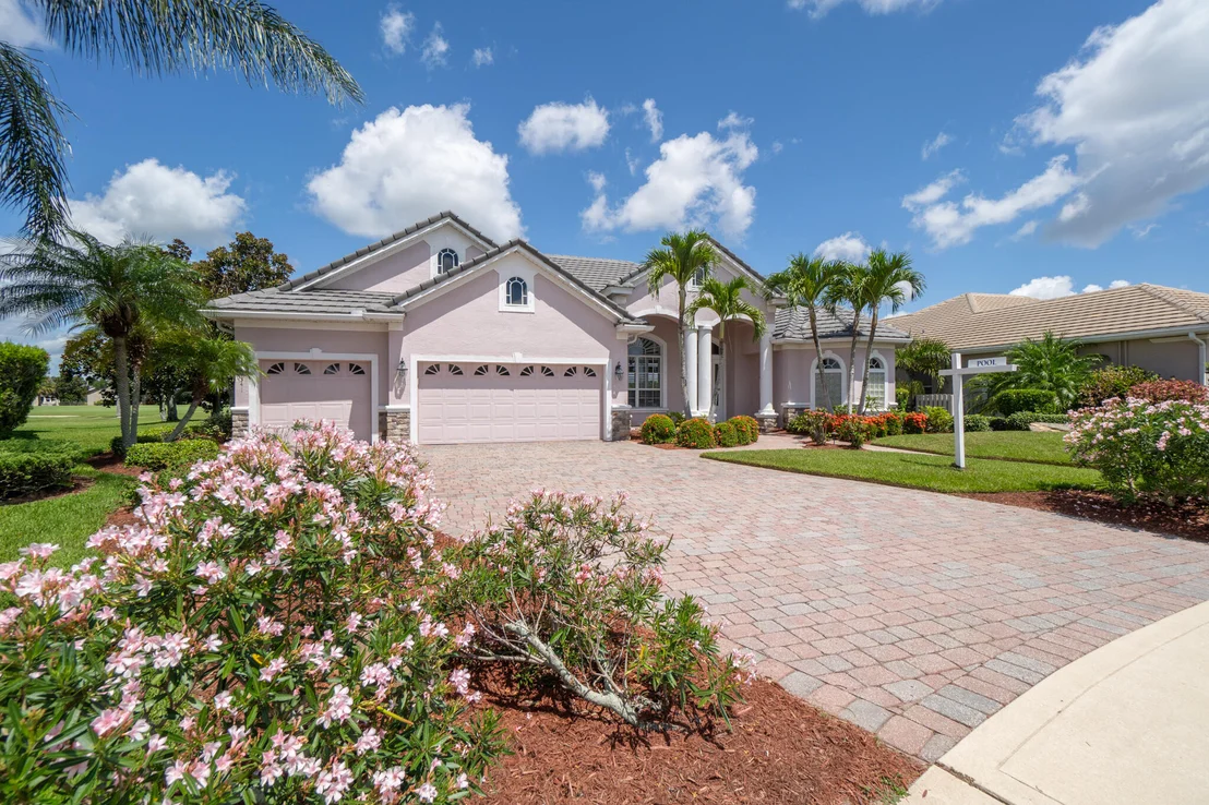 Photo of 4341 Collingtree Drive