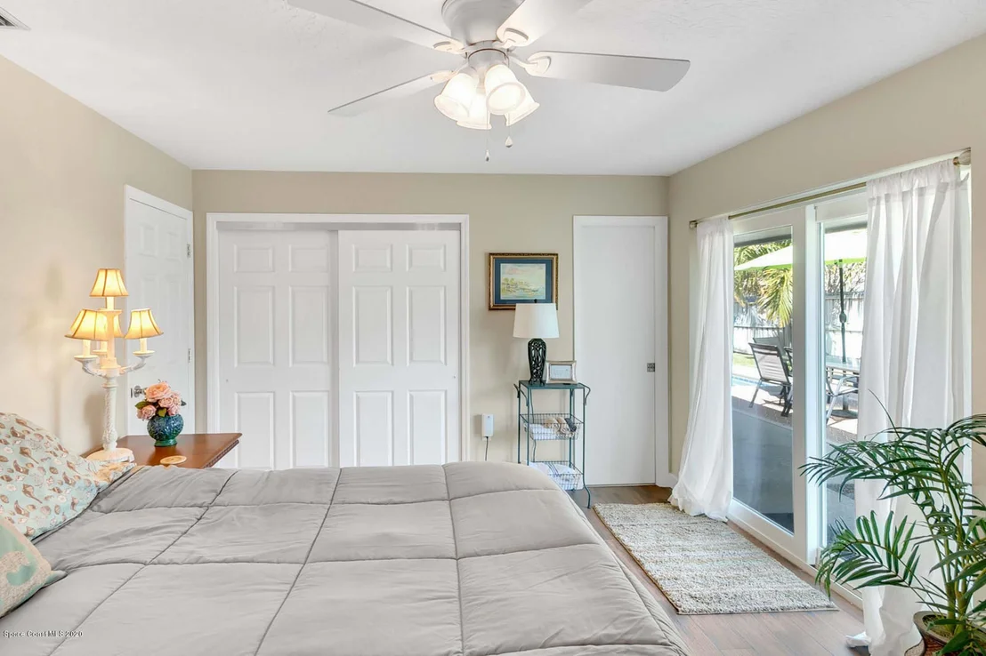 Photo of 570 Bahama Drive