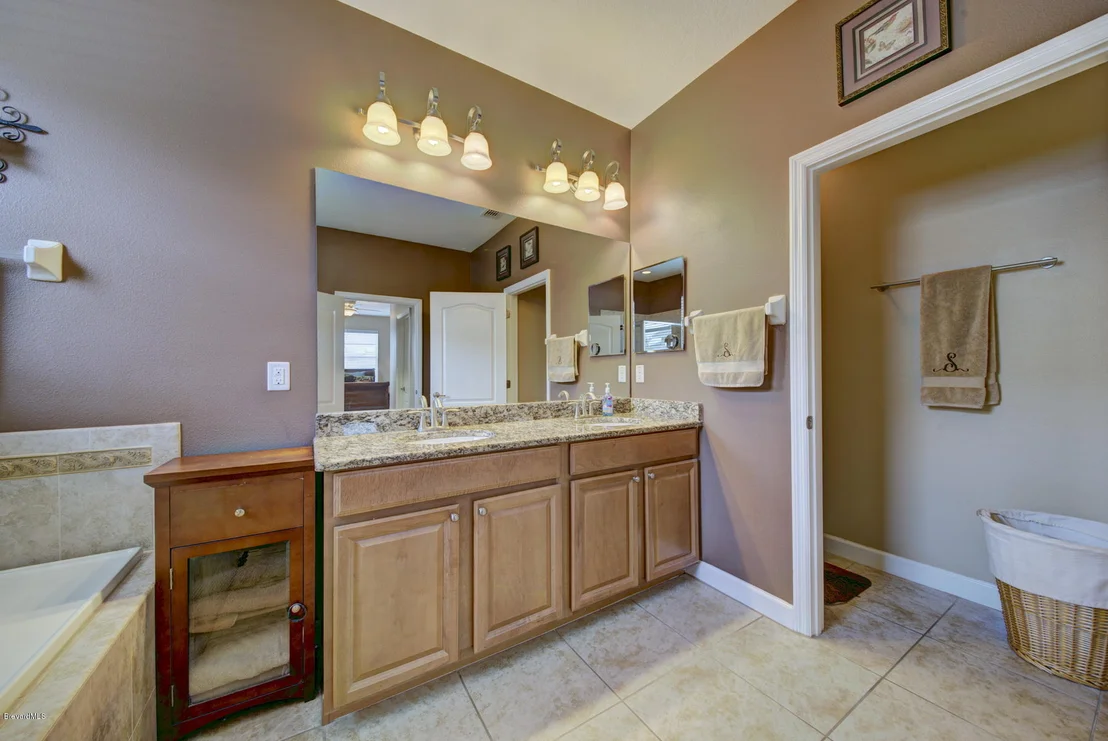 Photo of 5909 Croydon Court