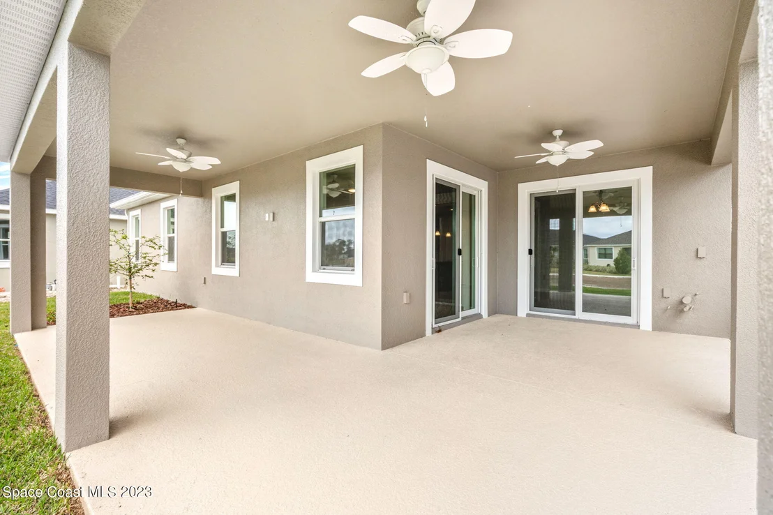 Photo of 8100 Lucent Court
