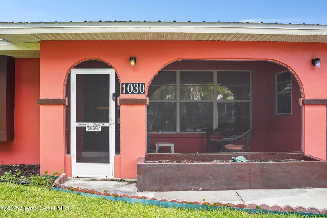 Photo of 1030 Cable Lane NE