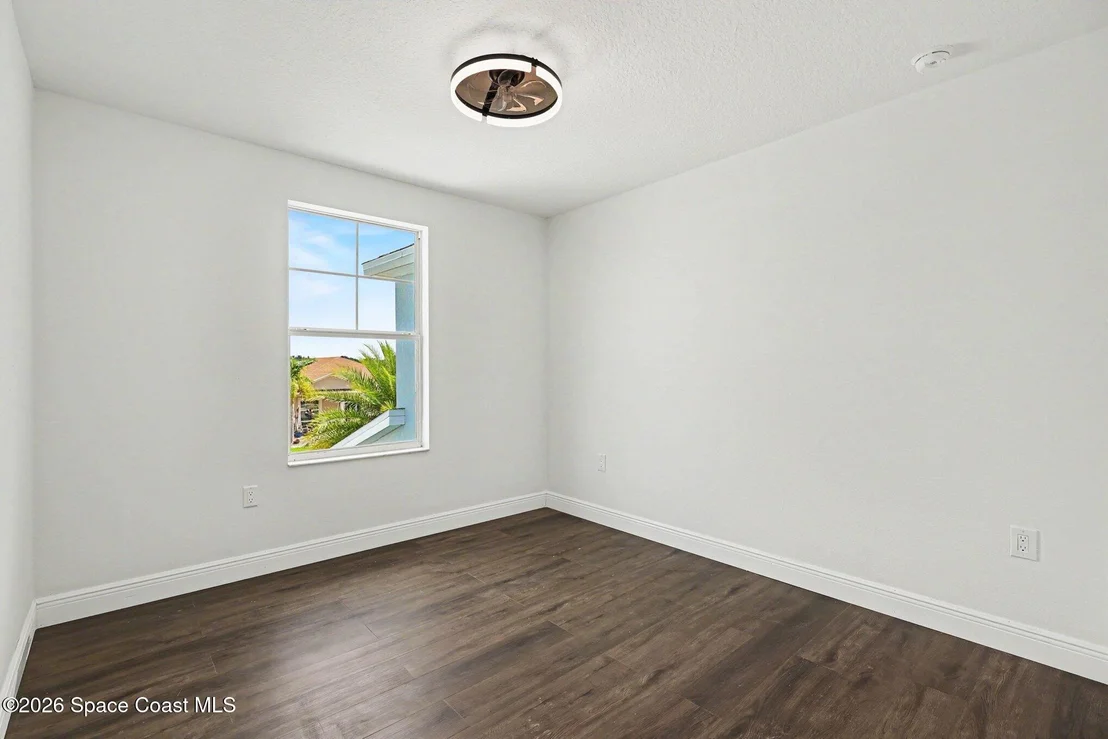 Photo of 2030 Bridgeport Circle