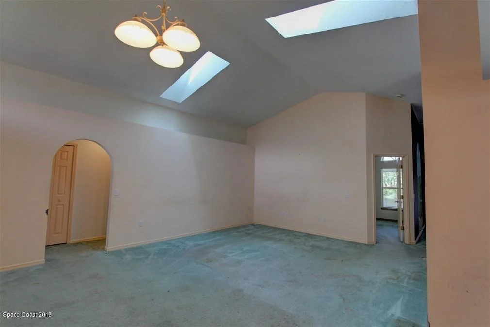Photo of 1457 Crane Creek Boulevard