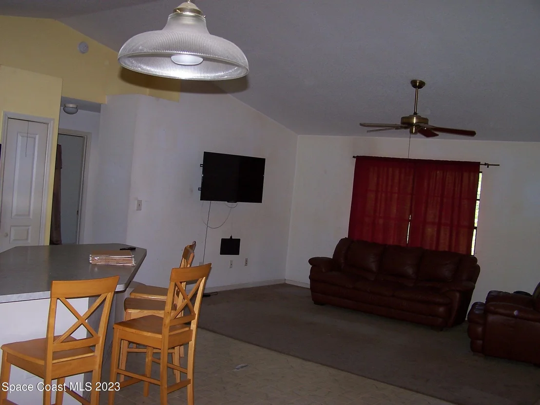 Photo of 3735 Felda Street