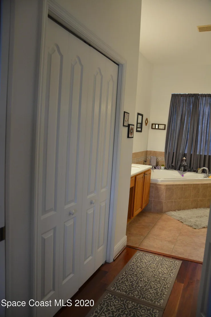 Photo of 2555 Summerwind Court