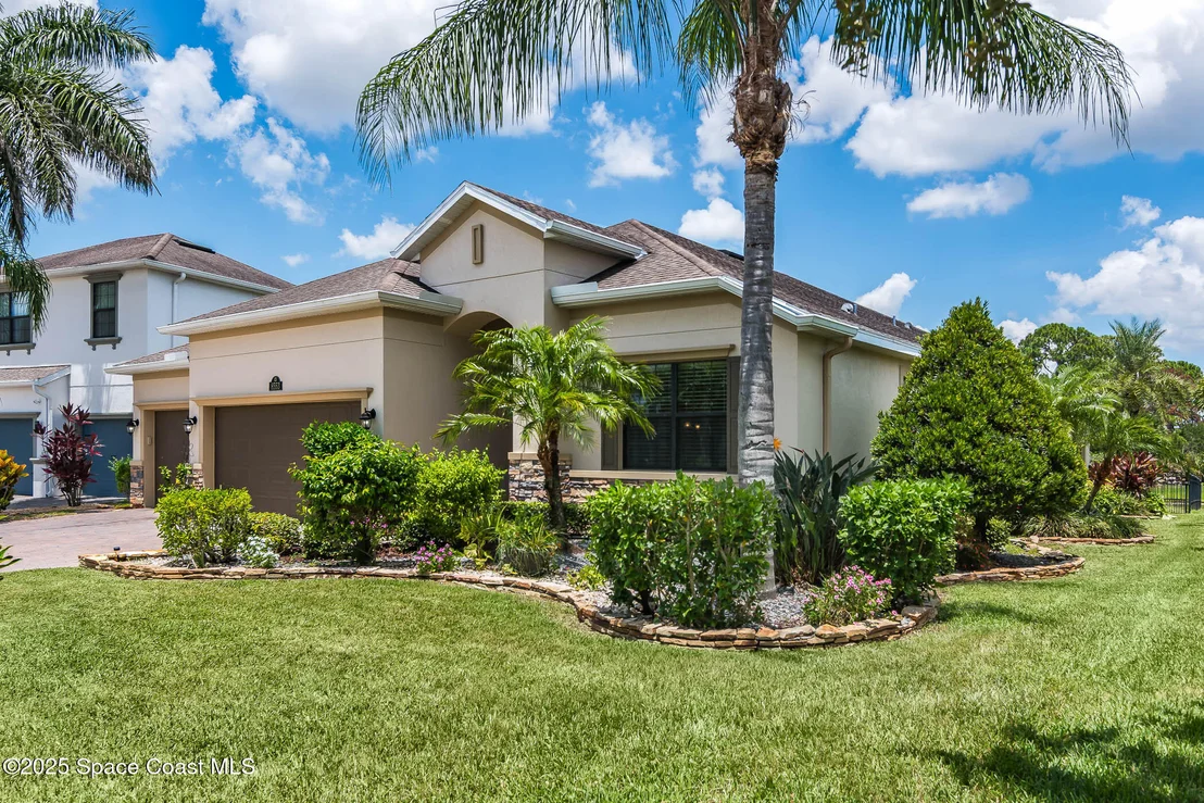 Photo of 8553 Drayton Circle