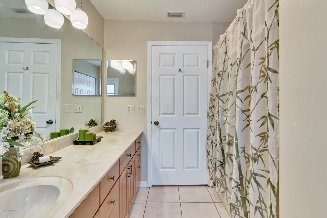 Photo of 607 Sandpiper Circle