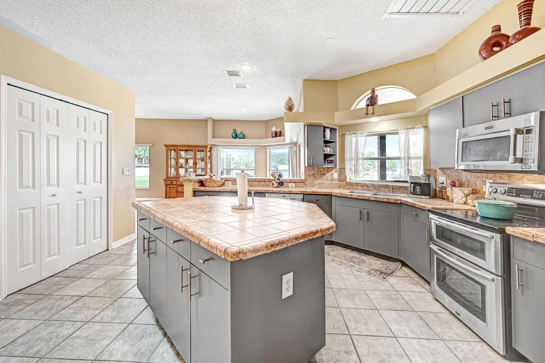 Photo of 4600 James Road