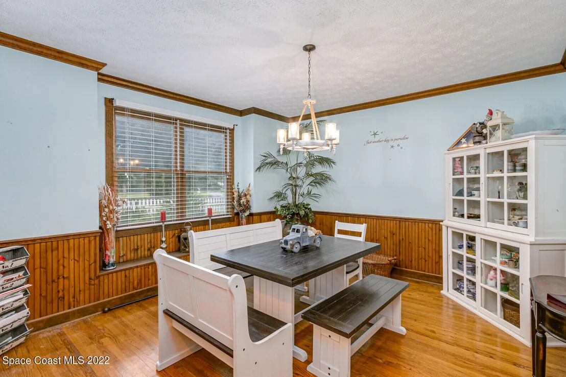 Photo of 2179 Turpentine Road