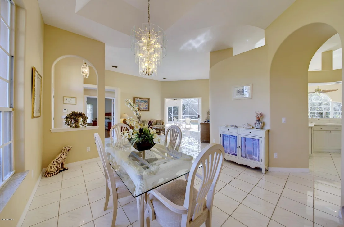 Photo of 313 Island Drive