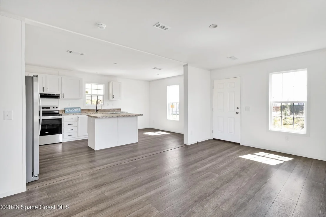 Photo of 6180 98th Lane