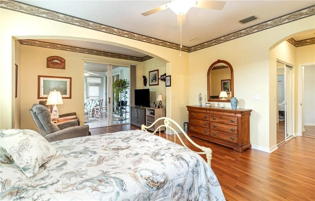 Photo of 1332 Shoreline Circle