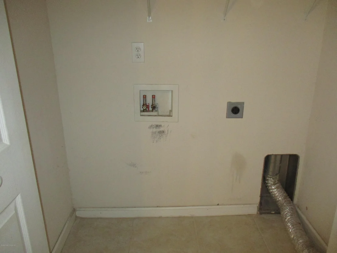 Photo of Unit 105 at 895 Luminary Circle