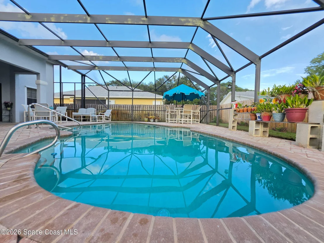Photo of 2599 Senator Way