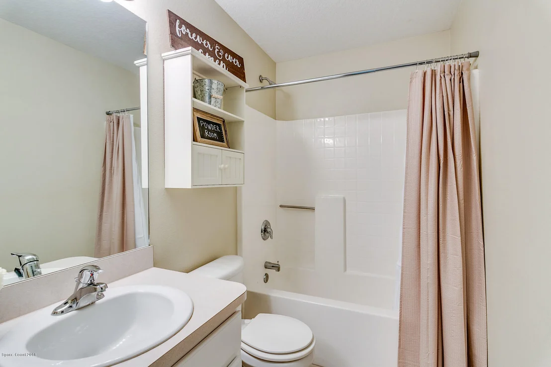 Photo of 6365 Ainsworth Road