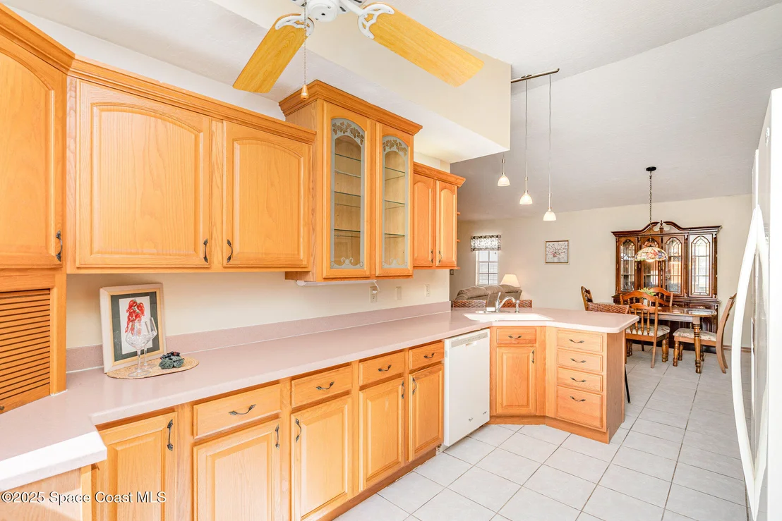 Photo of 955 S South Fork Circle
