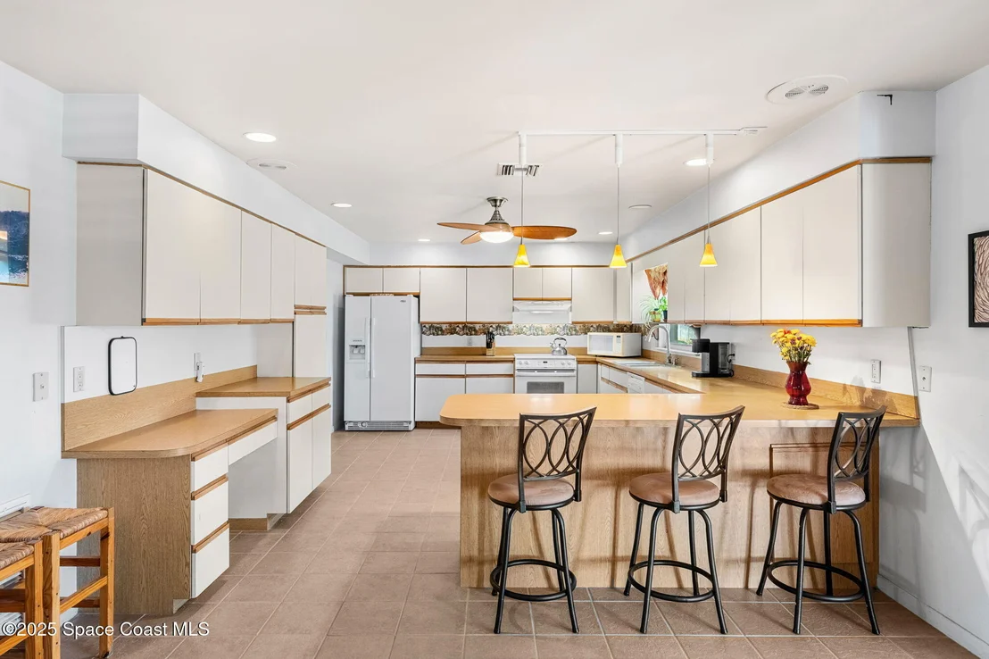 Photo of 440 Pine Tree Drive