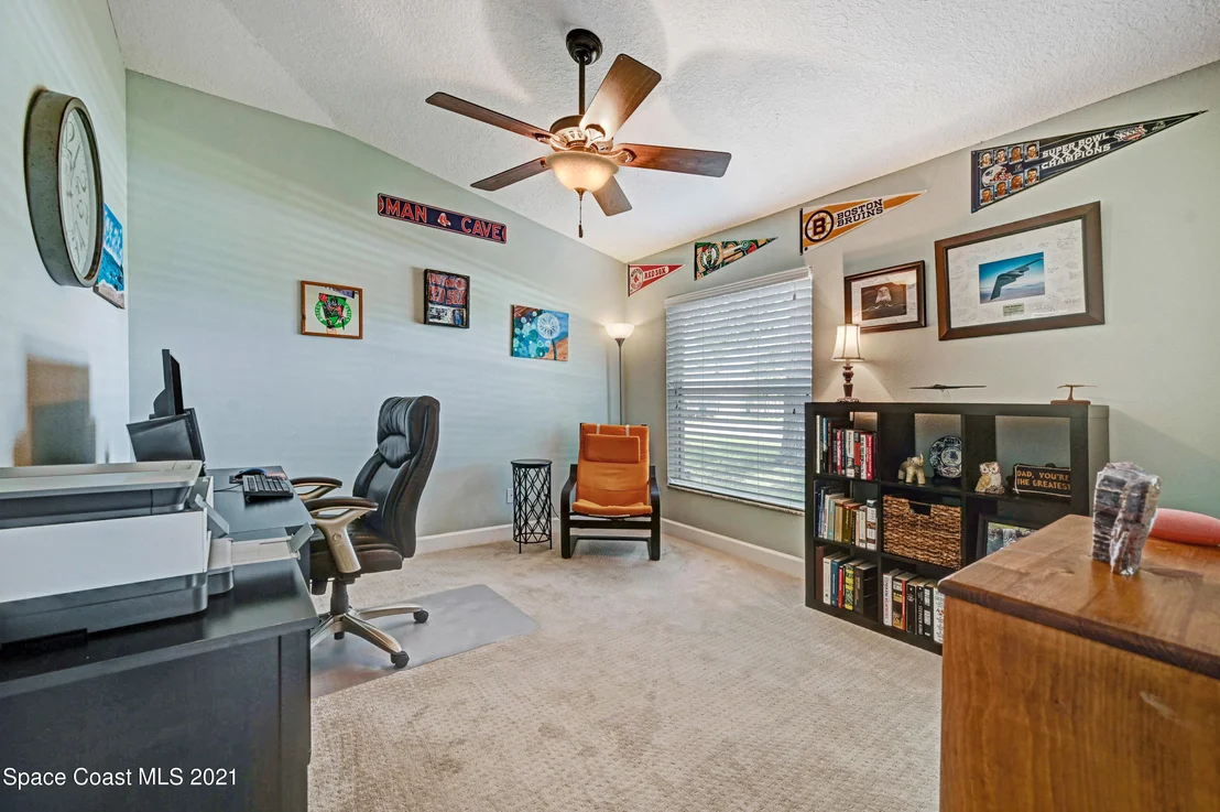 Photo of 4925 Buttonwood Drive