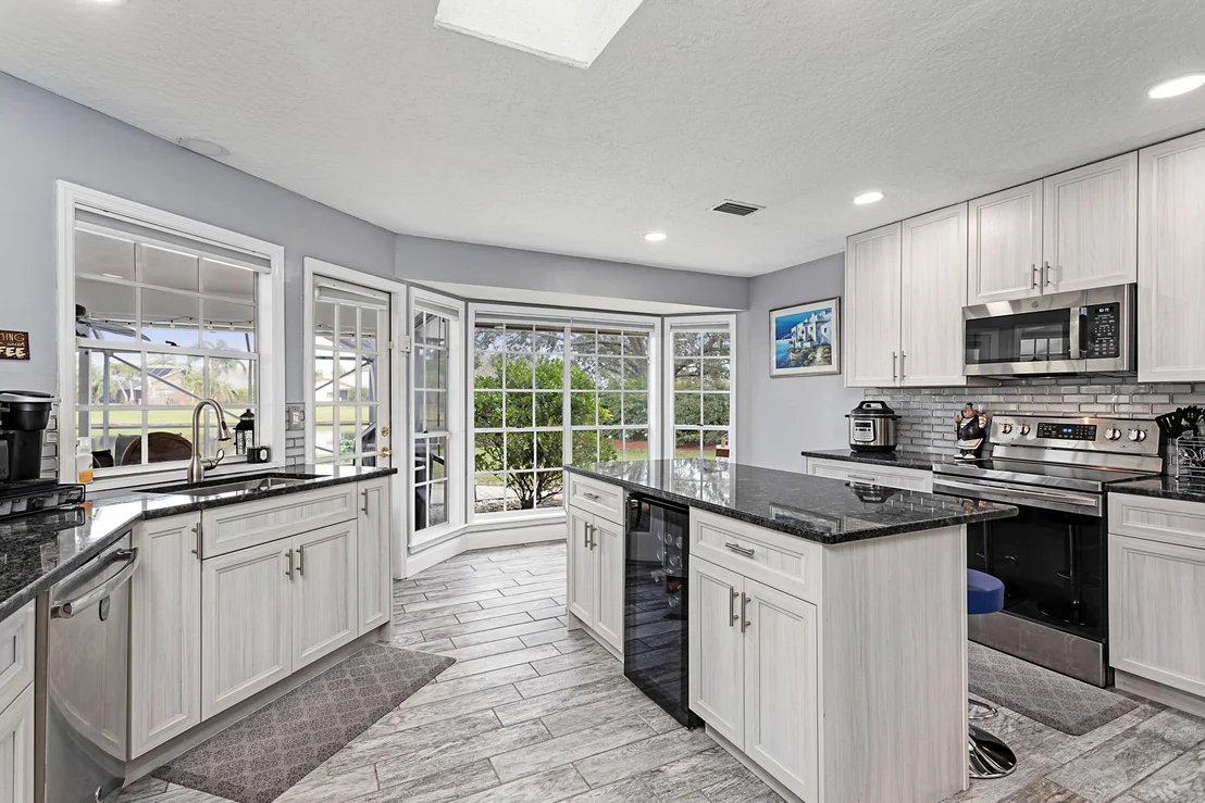 Photo of 1371 Silver Lake Drive