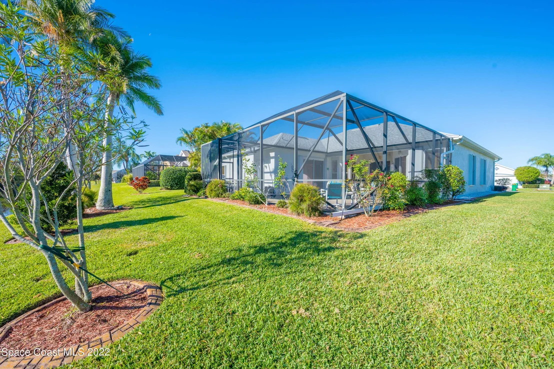 Photo of 697 Carriage Hill Road