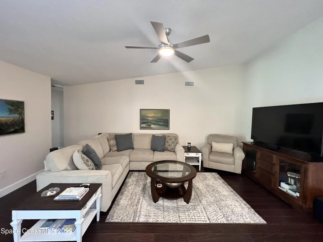 Photo of 2280 Hamlet Drive