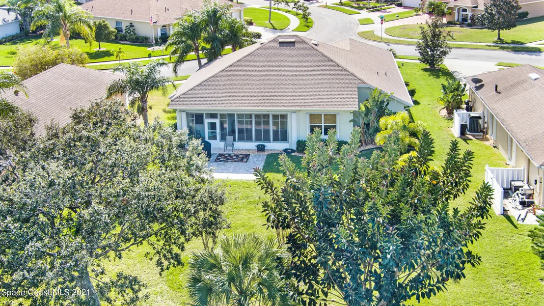 Photo of 2571 Canterbury Circle