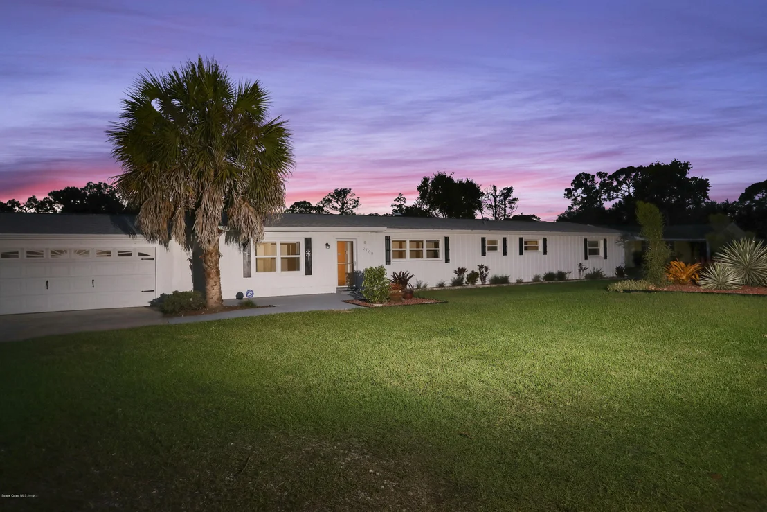 Photo of 2760 Lakehill Road