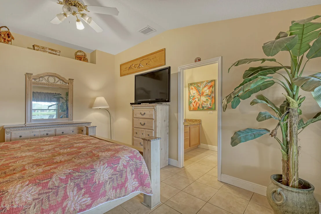 Photo of 2371 Bridgeport Circle