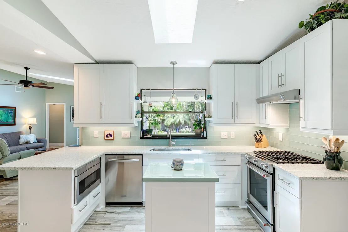 Photo of 406 Ormond Drive