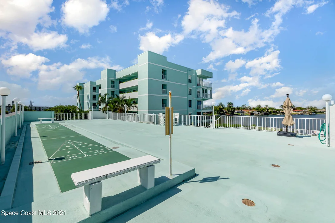 Photo of Unit 1104 at 1700 Commodore Boulevard