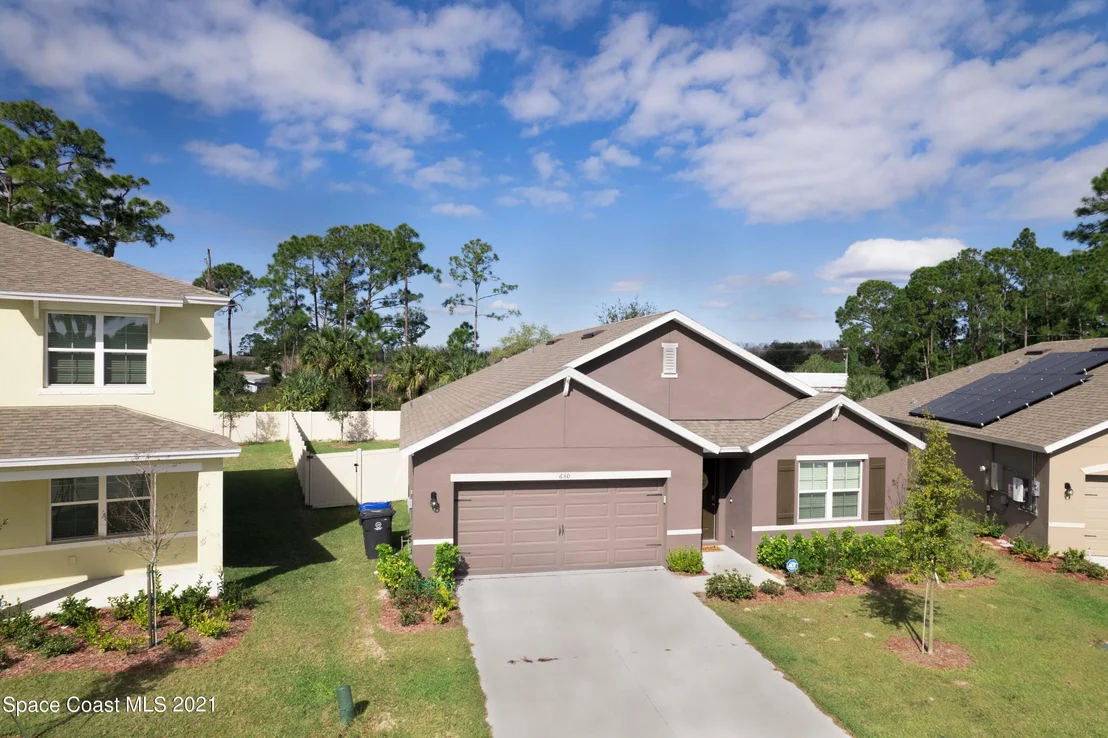 Photo of 630 Forest Trace Circle