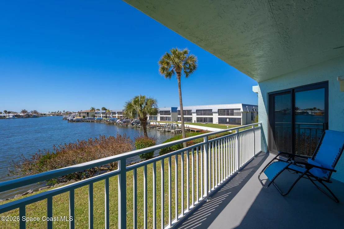 Photo of Unit 2203 at 1750 Commodore Boulevard