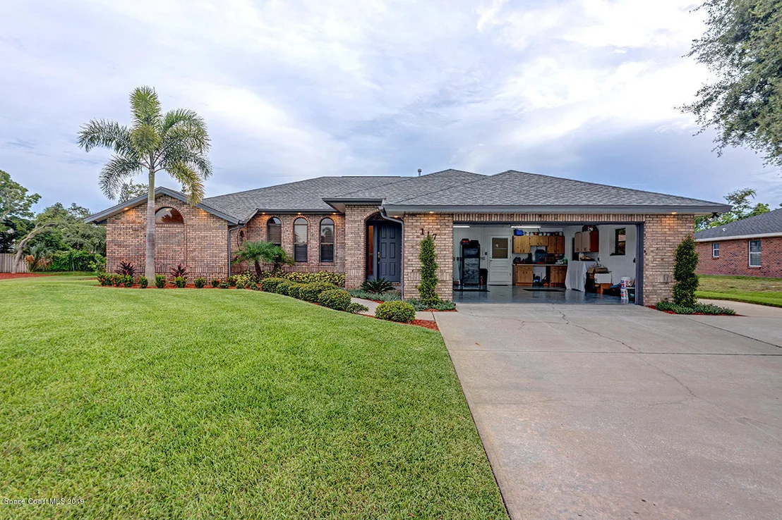 Photo of 117 Palm Circle