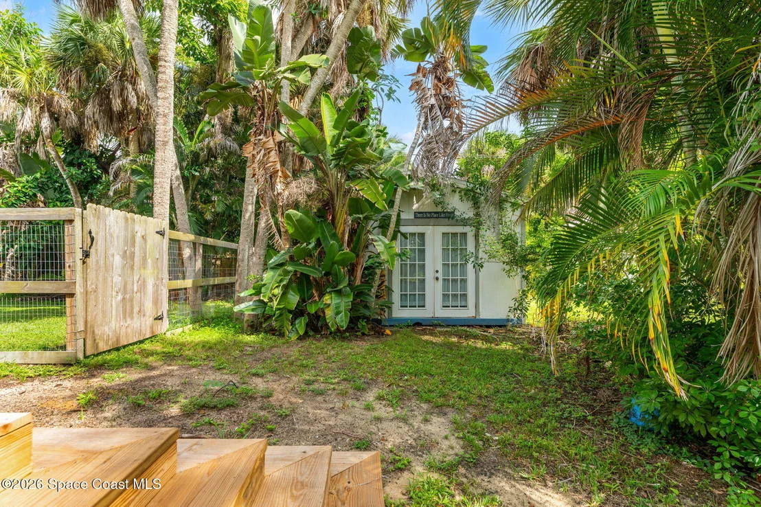 Photo of 220 Cardinal Drive