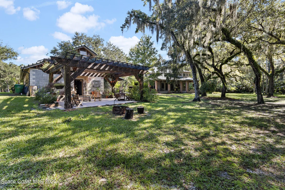 Photo of 840 Lemon Bluff Road