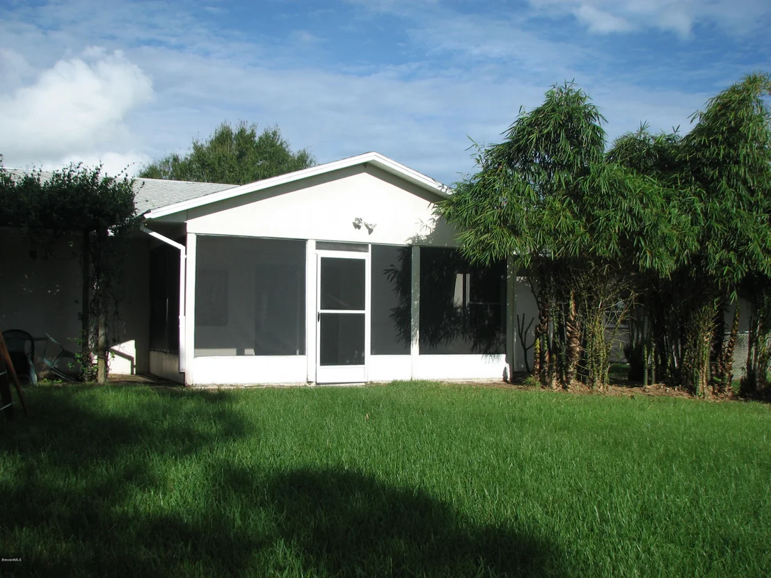 Photo of 1331 California Drive
