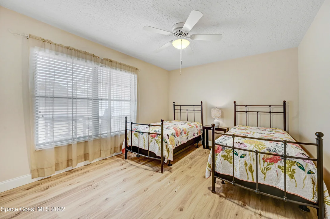 Photo of 820 Ridge Lake Drive