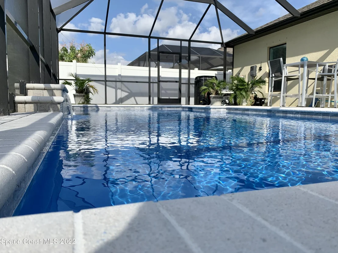 Photo of 1285 Fuji Drive