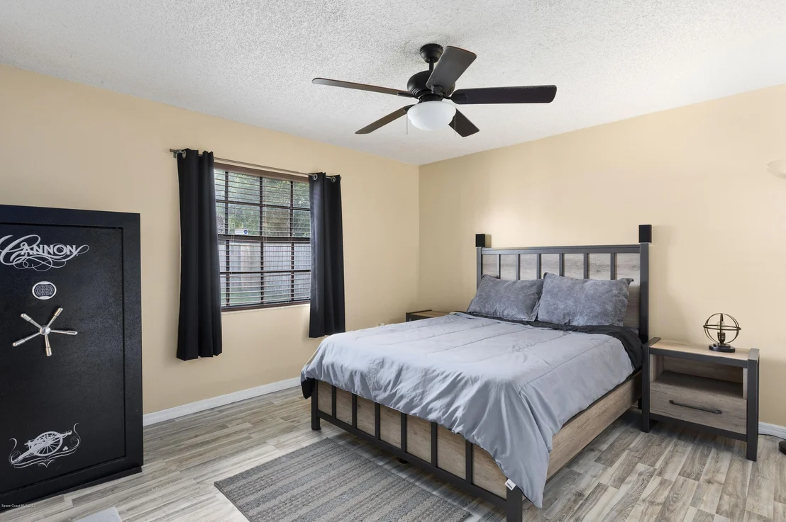 Photo of 823 Levitt Parkway